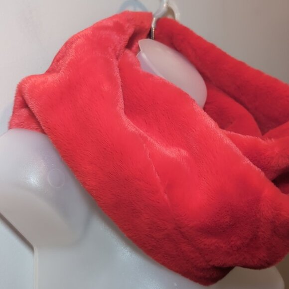 3/$20 Twisted Infinity Scarf Winter Snood Fleece Faux Fur Neck Warmer Valentine - Picture 5 of 10
